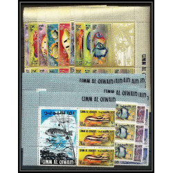 248b - Umm al Qiwain MNH ** Mi N°180/197 bloc 4 coin de feuille poissons avec vignettes les 18 valeurs fish fishes