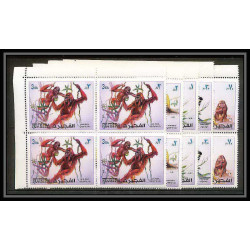 299c - Fujeira MNH ** Mi N°1532/1536 A bloc 4 coin de feuille singe (monkeys monkey apes singes)