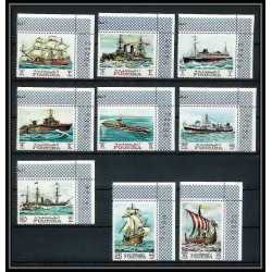 357 - Fujeira MNH ** Mi N° 234 / 242 A history of seafaring bateau (bateaux ship ships) Coin de feuille cote 12 euros