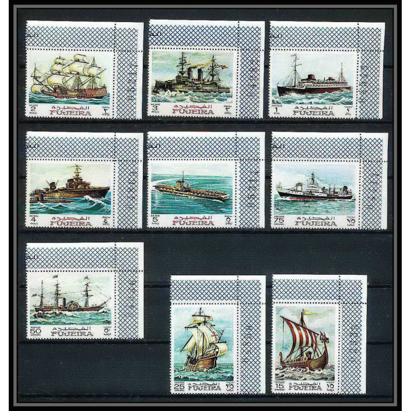 357 - Fujeira MNH ** Mi N° 234 / 242 A history of seafaring bateau (bateaux ship ships) Coin de feuille cote 12 euros