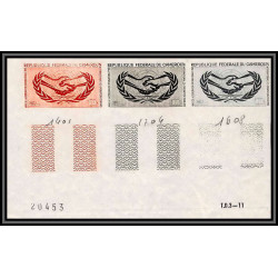 92896 Cameroun PA N°68 nations unies onu uno united nations essai proof Non dentelé ** MNH Imperf bande de 3