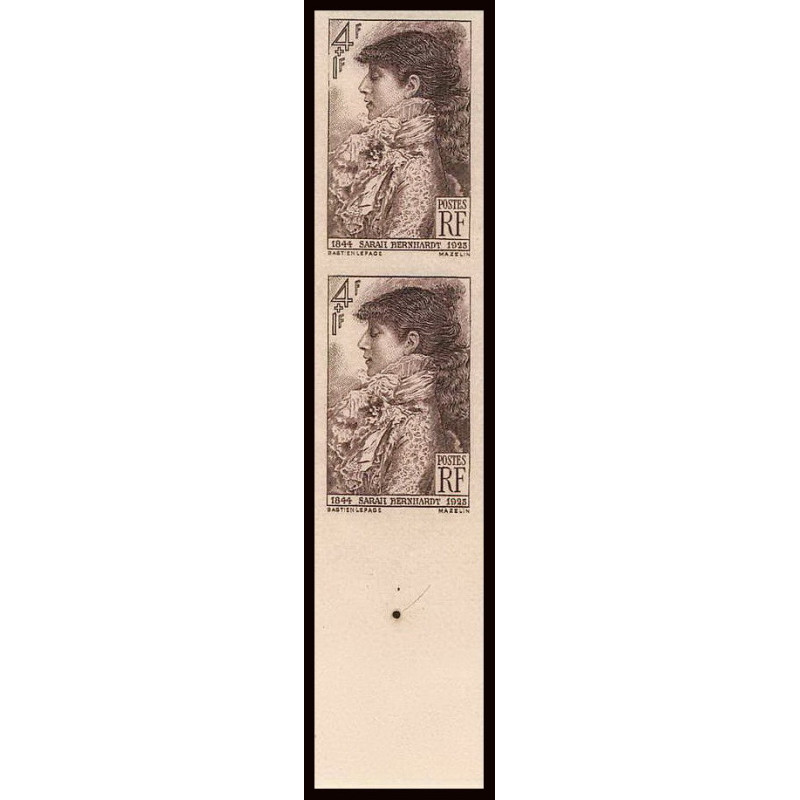 France N°738 sarah Bernhardt paire Non dentelé ** MNH (Imperf) paire cote maury 200 euros