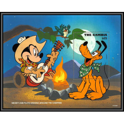 80256 Mi N°273 gambia gambie mickey mouse and pluto singing around the campfire disney toys disney bloc neuf ** MNH 1996