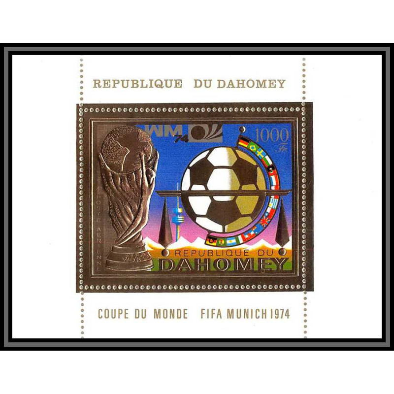 85808/ N°37 A Football soccer munich 1974 dahomey OR Gold stamps ** MNH