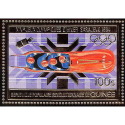 85828b/ N°79 A bobsleigh Sarajevo SKI 1984 jeux olympiques olympic games Guinée guinea OR Gold stamps ** MNH