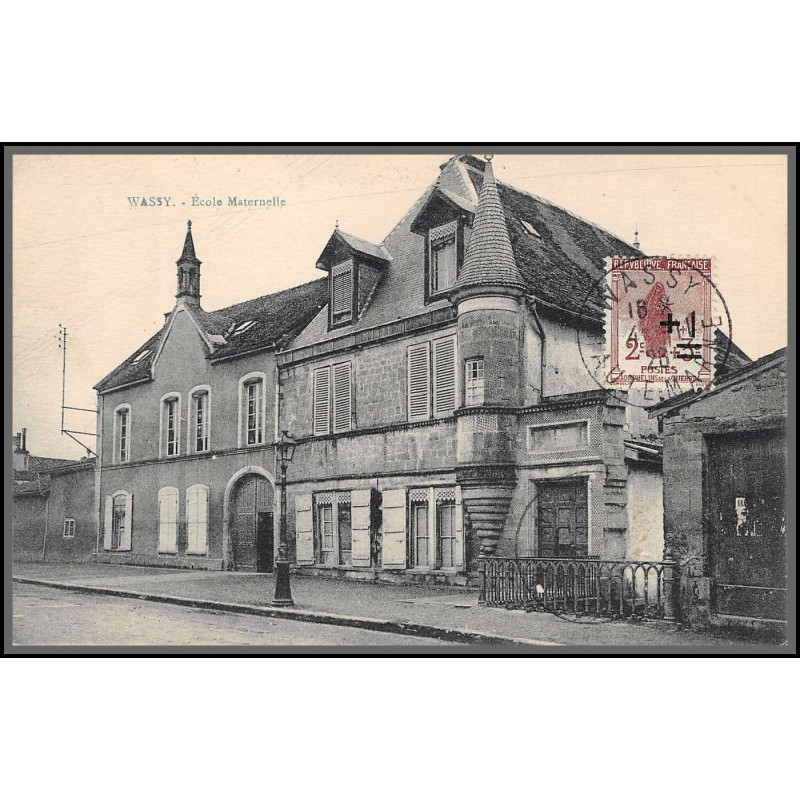 96129 N°162 wassy 1926 ecole maternelle orphelins de guerre seul sur carte postale postcard France