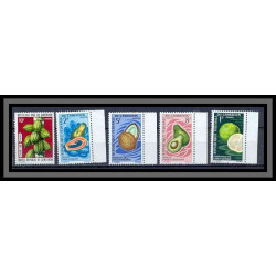 Cameroun 355 PETIT LOT lot de timbre FRUIT (fruts) BONNE COTE