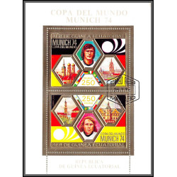 171 Guinée équatoriale guinea Bloc N°119 OR gold stamps Football Soccer ALLEMAGNE 74 copa del mundo munich